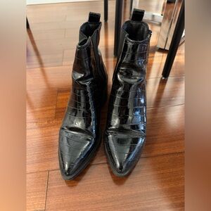 Steve Madden Black Croc-Embossed Heeled Boots